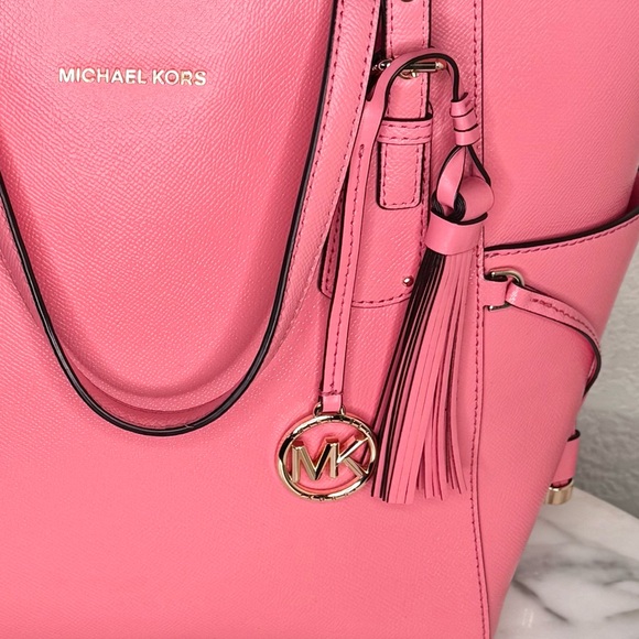 Michael Kors genuine Voyager Large soft Leather Tote BagTea Rose NWT